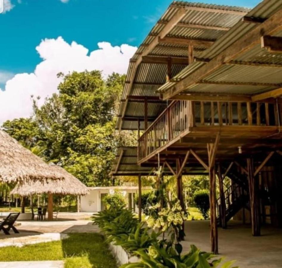 Hotel Karupa Amazonas Летисия Екстериор снимка